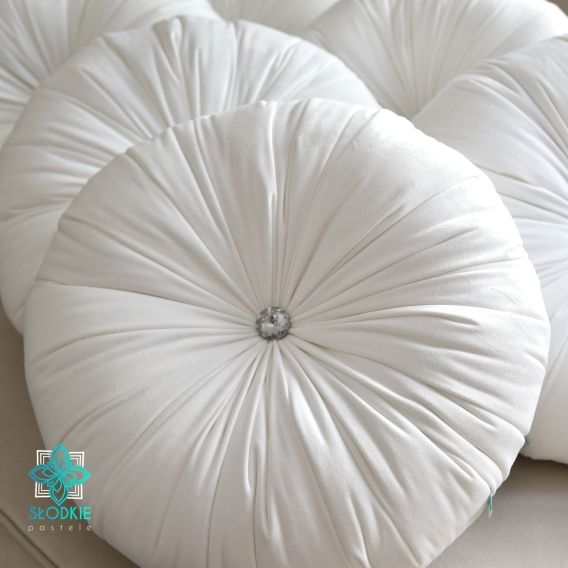 White glam poduszka dekoracyjna okrągła z weluru biała z cyrkonią Słodkie Pastele - 1